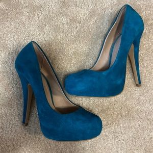 ALDO teal pumps